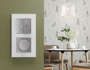 Рамка 3 местная пластик, Белый матовый, ALFA Qubi Ambrella Volt AF250123