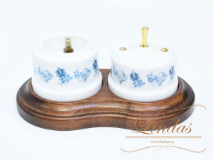 Выключатель керамика тумблерный 1 кл. перекрестный, Белый/Гжель с латунной ручкой, Lindas 34619-G