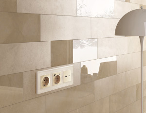 Рамка 4 местная стекло органическое, Бежевый, ALFA Arctic Ambrella Volt AF580304