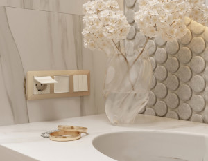 Рамка 3 местная пластик, Шампань, ALFA Line Ambrella Volt AF110603