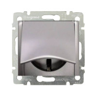 Розетка с З/К с крышкой, алюминий, Valena Classic Legrand 770122