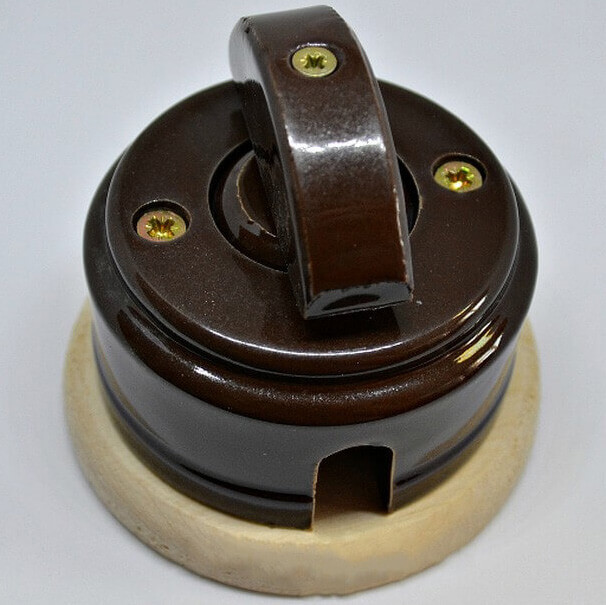 Выключатель керамика 2 кл. (4 положения), подложка береза, коричневый, ЦИОН В2П-К