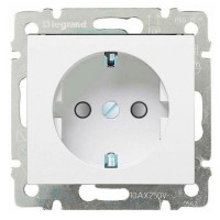 Розетка с З/К со шторками, белый, Valena Classic Legrand 774222