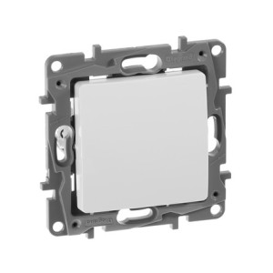 Выключатель 1 клав., белый, Etika Legrand 672201